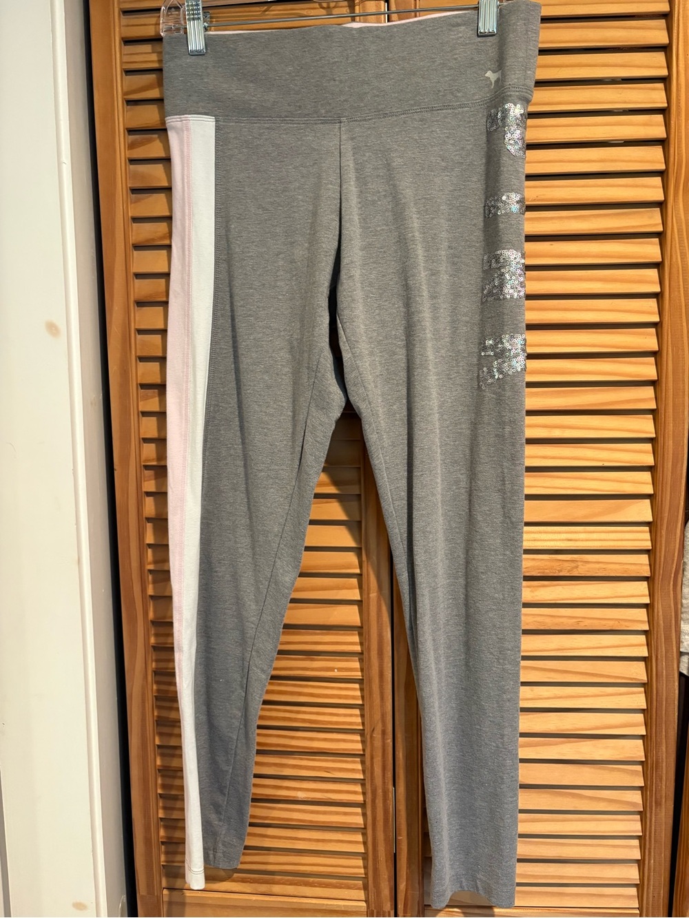 Victoria’s Secret PINK Yoga Leggings Gray with Pink & White Stripe Sequins Gym M
